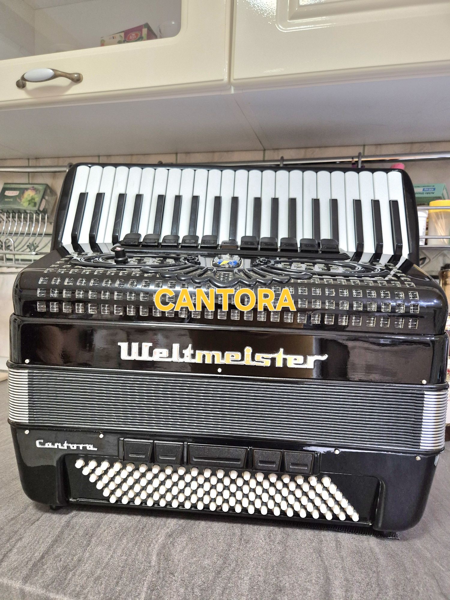 Acordeon Weltmeister Cantora duble thon Cassotto 2/2