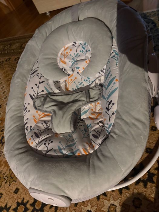 Scaun balansoar pentru bebelusi