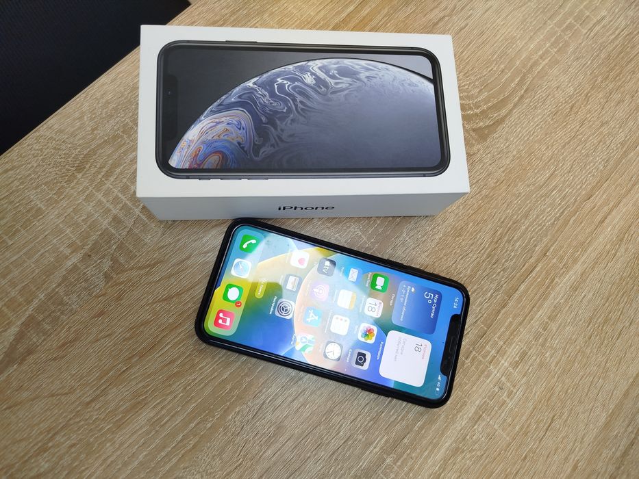 Iphone XR сатылады