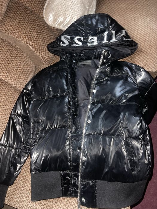 Geaca neagra guess s