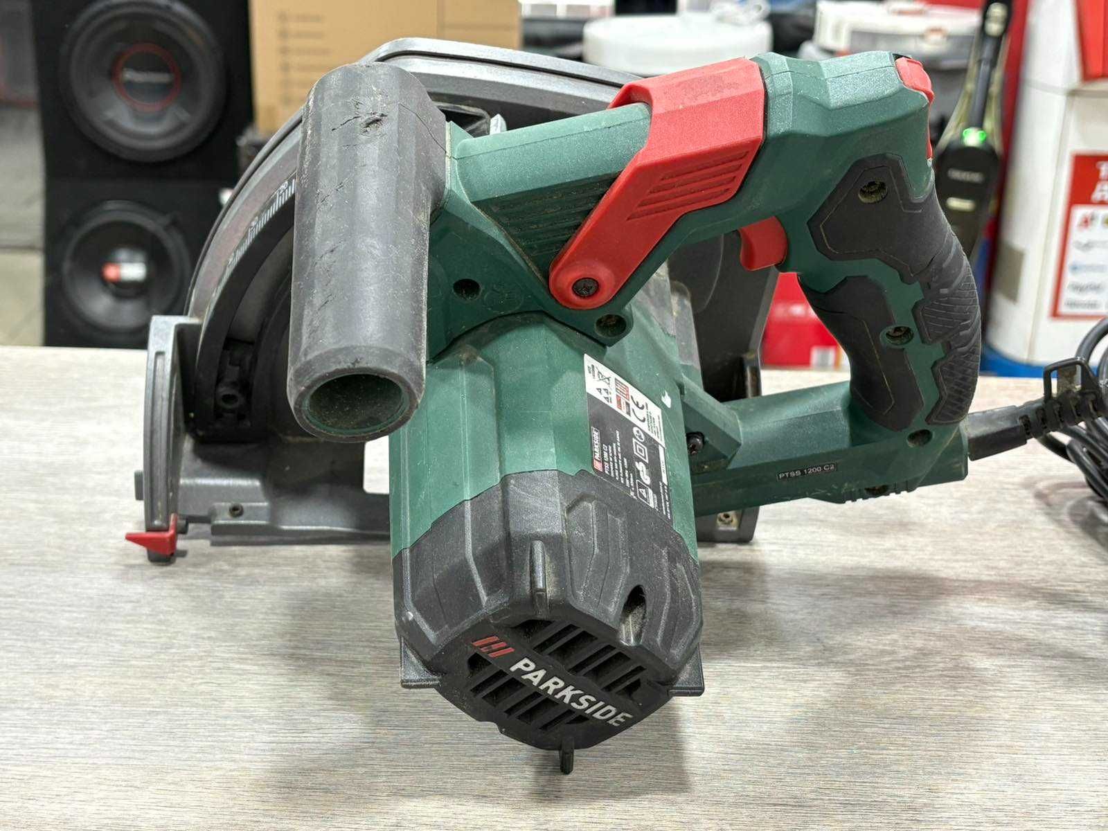 Ръчен циркуляр PTSS 1200 C