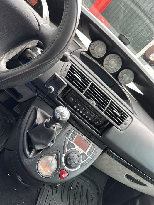 Vand/schimb citroen c8 2008 cu 8+1(minim 2010)