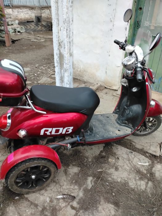 Doresc să o vând