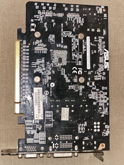 Видео карта Asus 750ti 2GB