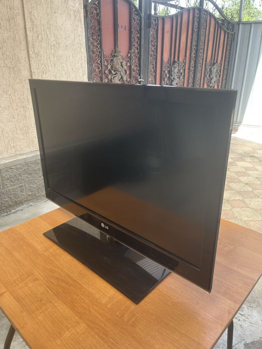 Телевизор LG 32LV3500-ZA на продажу