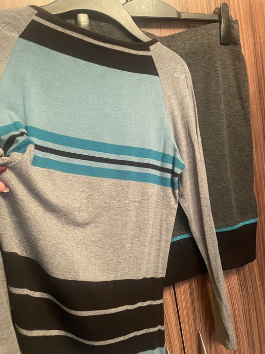 Два дамски сета на фирма Дафне