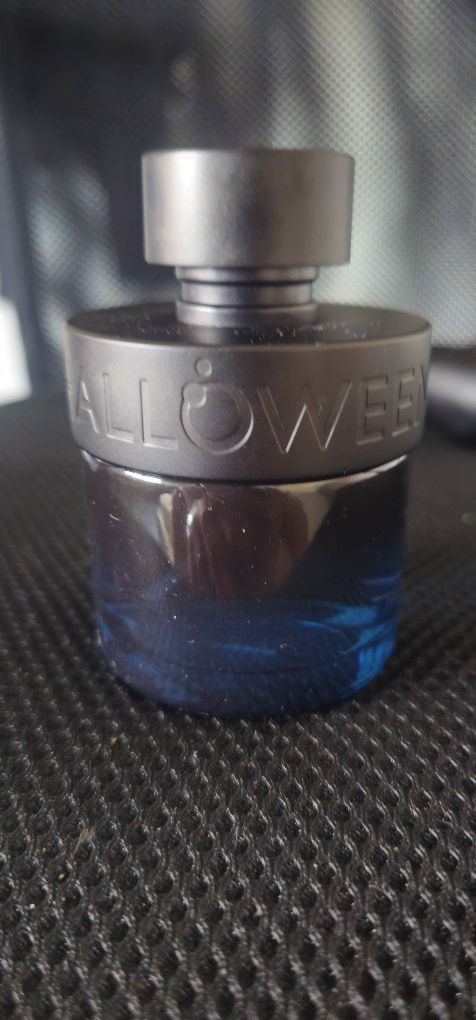 Продавам Halloween man x парфюм