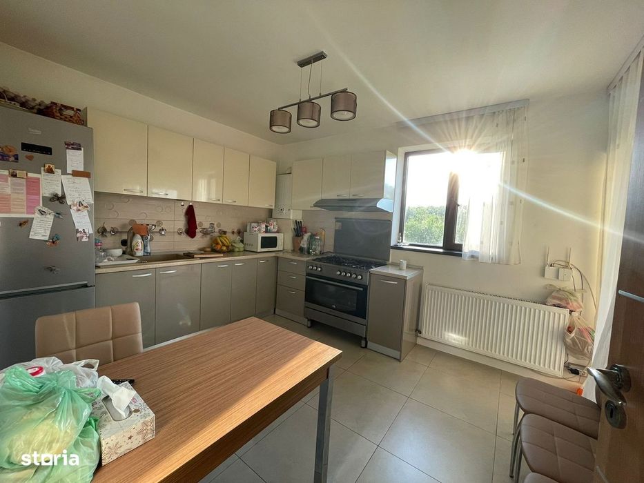 Vila duplex Dragomiresti vale cu mutare rapida 2000mp curte