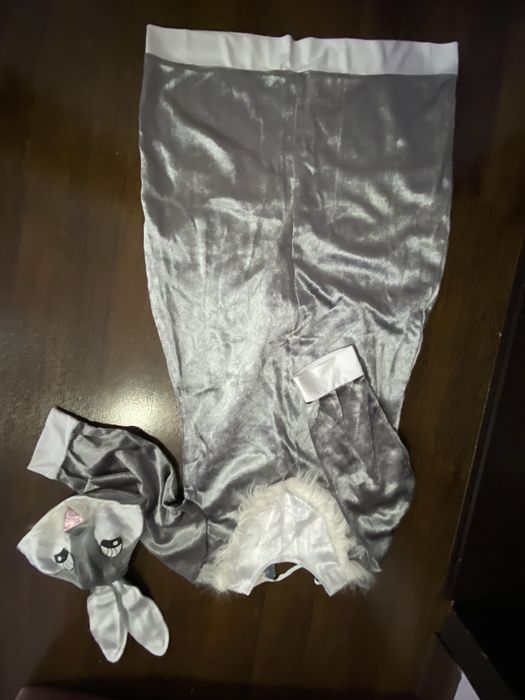 Коян костюмы 38р.