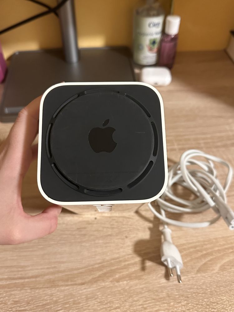 Network Storage Apple AirPort Time Capsule A1521, 2TB
