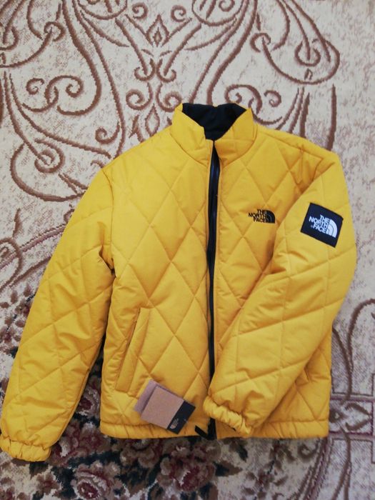 Продам весеннюю двухстороннюю куртку