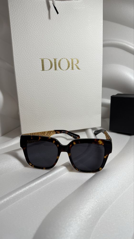 Слънчеви очила Christian Dior