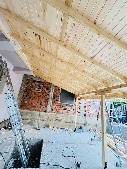 Извършва строителни деиности на територията на цялата страна