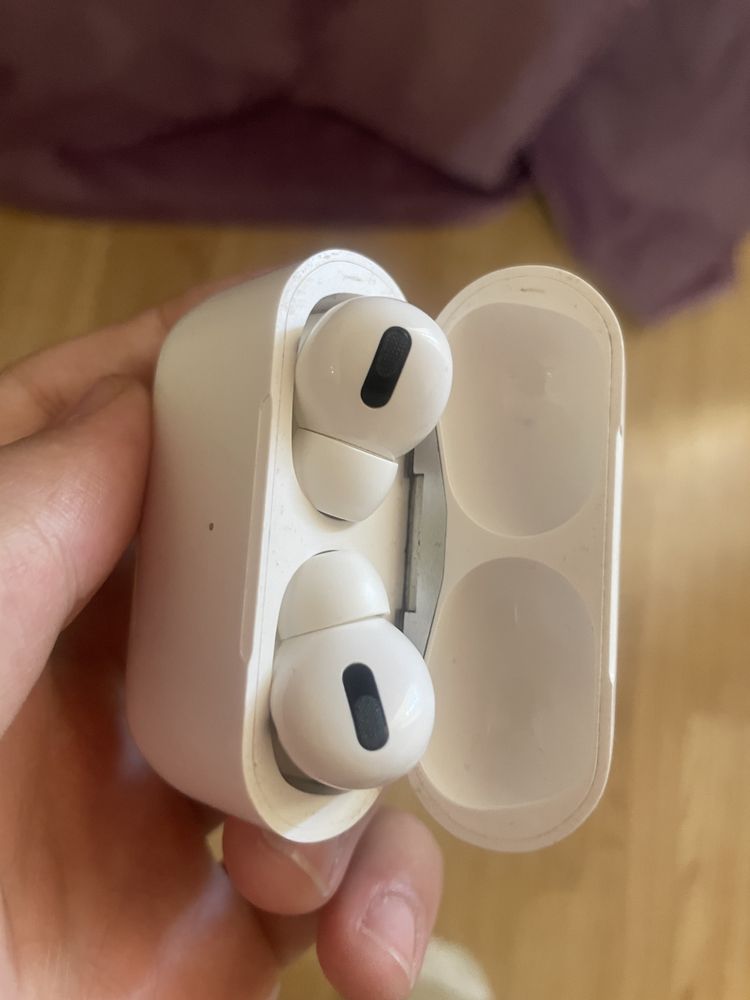 AirPods pro luxe