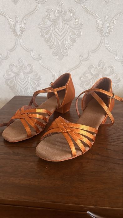 Туфли для танцев новый