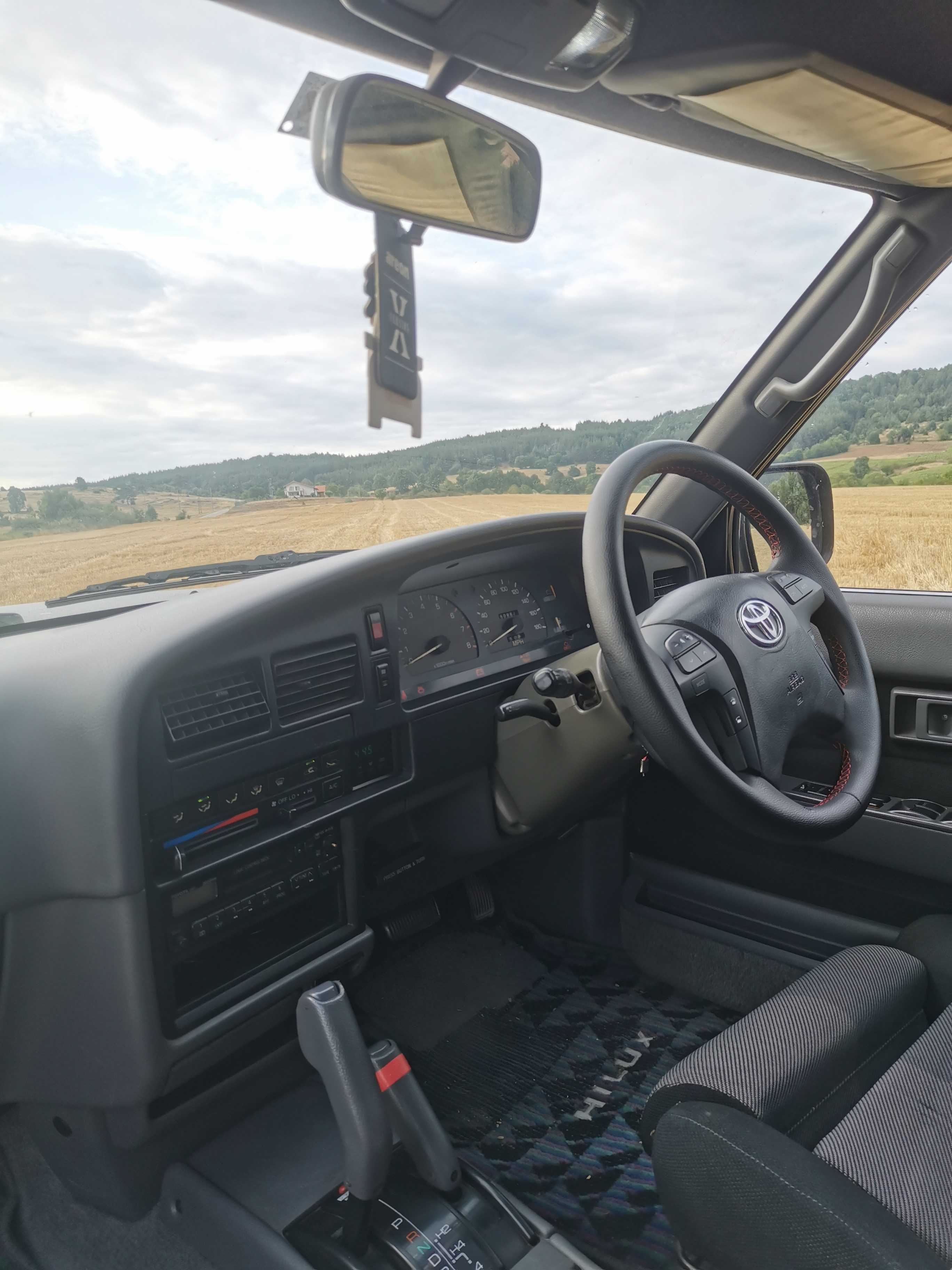 Toyota Hilux SURF 3.0 V6