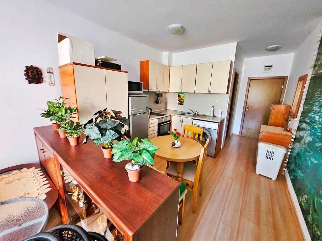 Продава се Едностаен апартамент в к.к. Слънчев бряг - 36 кв.м за 764 €/кв.м - Снимка #4