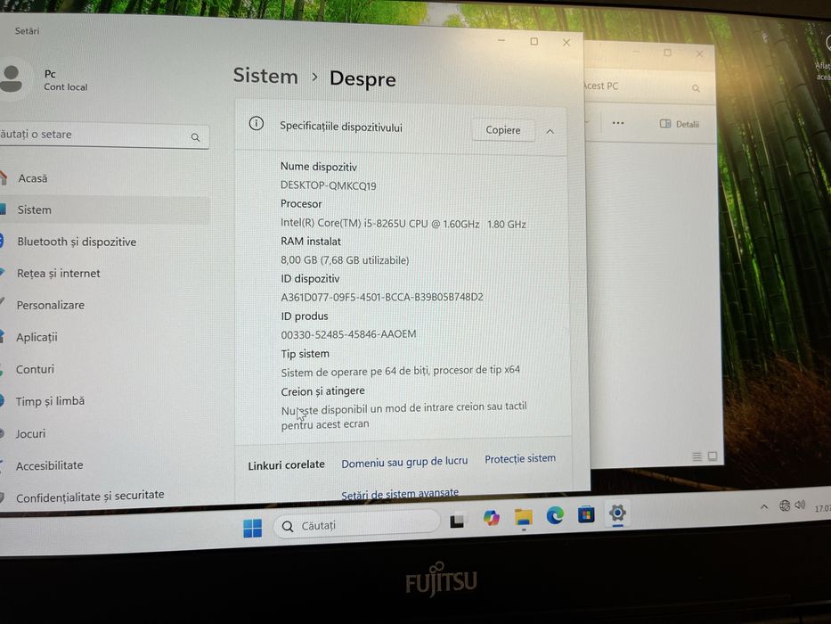 Lapto Fujitsu Life book u i5 8 th