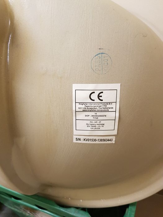 Chiuvetă ceramică