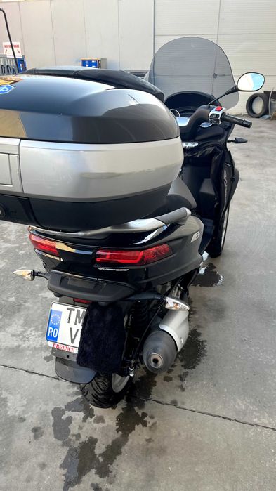 Scuter Piaggio MP3 300 LT Business an 2017, cat.B