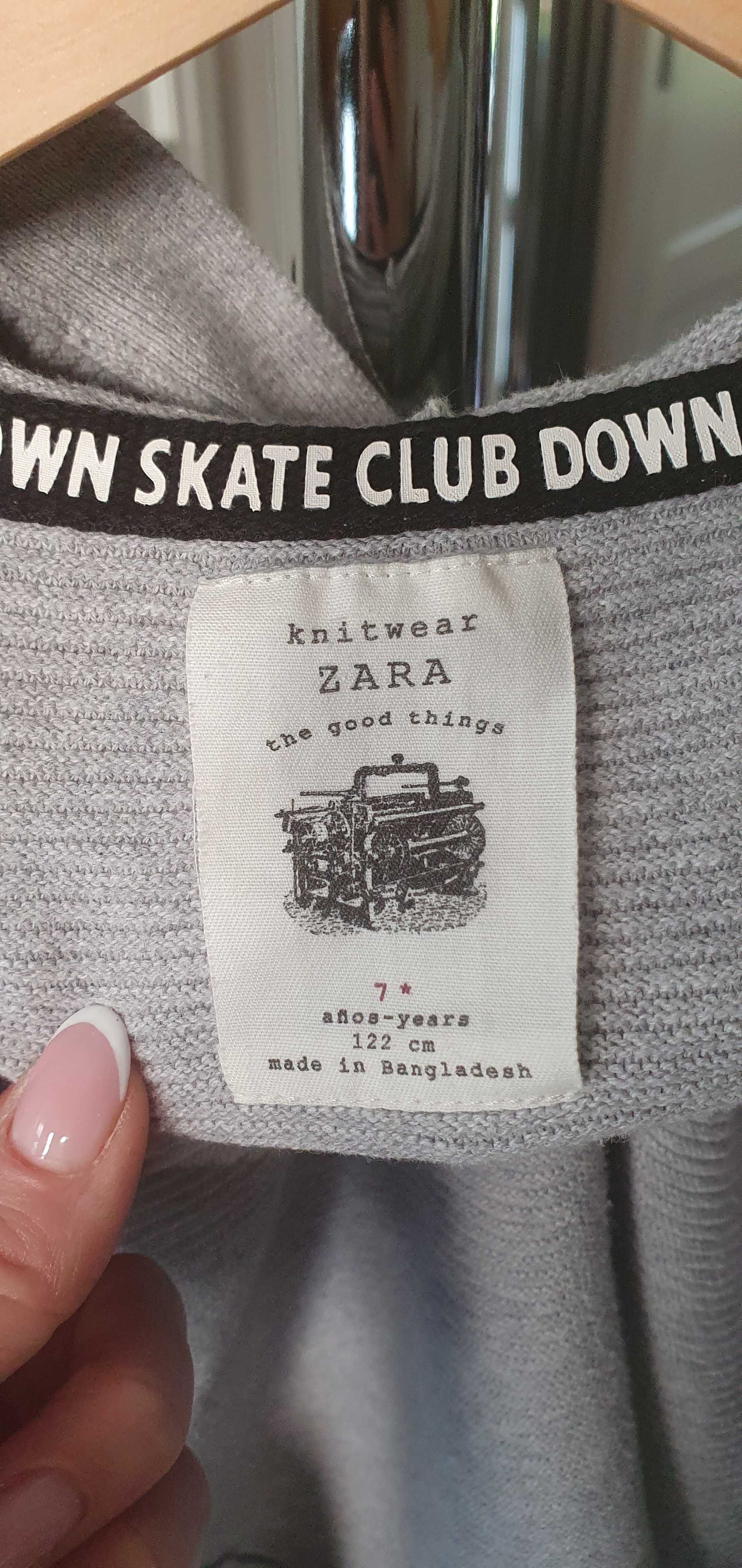 Cardigan tricot Zara cu gluga si buzunare, marime 7 ani, croi oversize