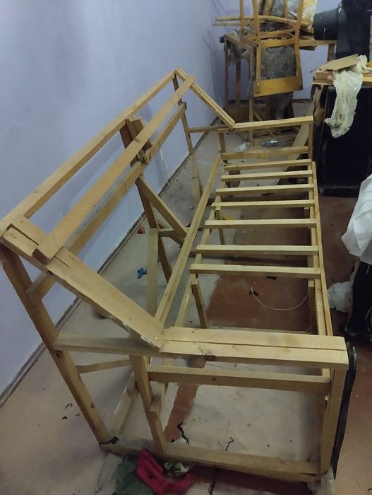 Деревянный каркас дивана и кресла,2 шт