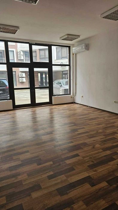 Дава се под наем Магазин в Варна, Левски - 104 кв.м за 1122 € - Снимка #3