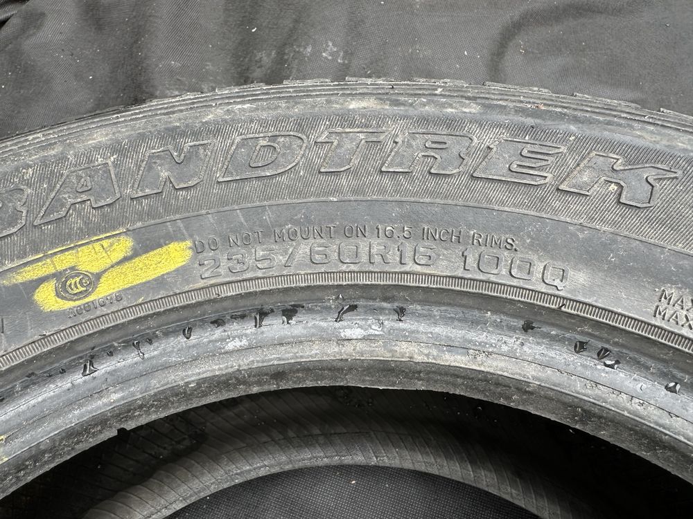 Продам б/у резину DUNLOP