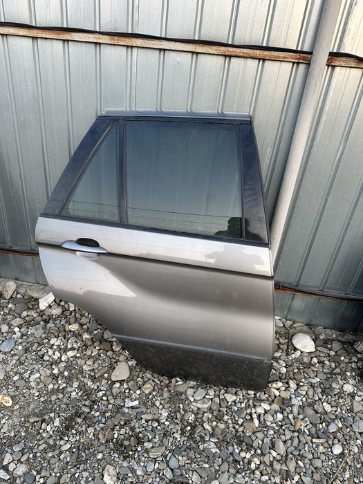 Portiera dreapta spate BMW X5 E53  1999-2006 usa dreapta spate BMW X5