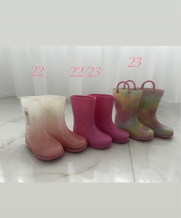 Cizmulite de ploaie si salopeta