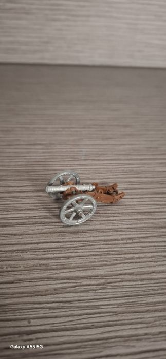 Киндер-стари играчки