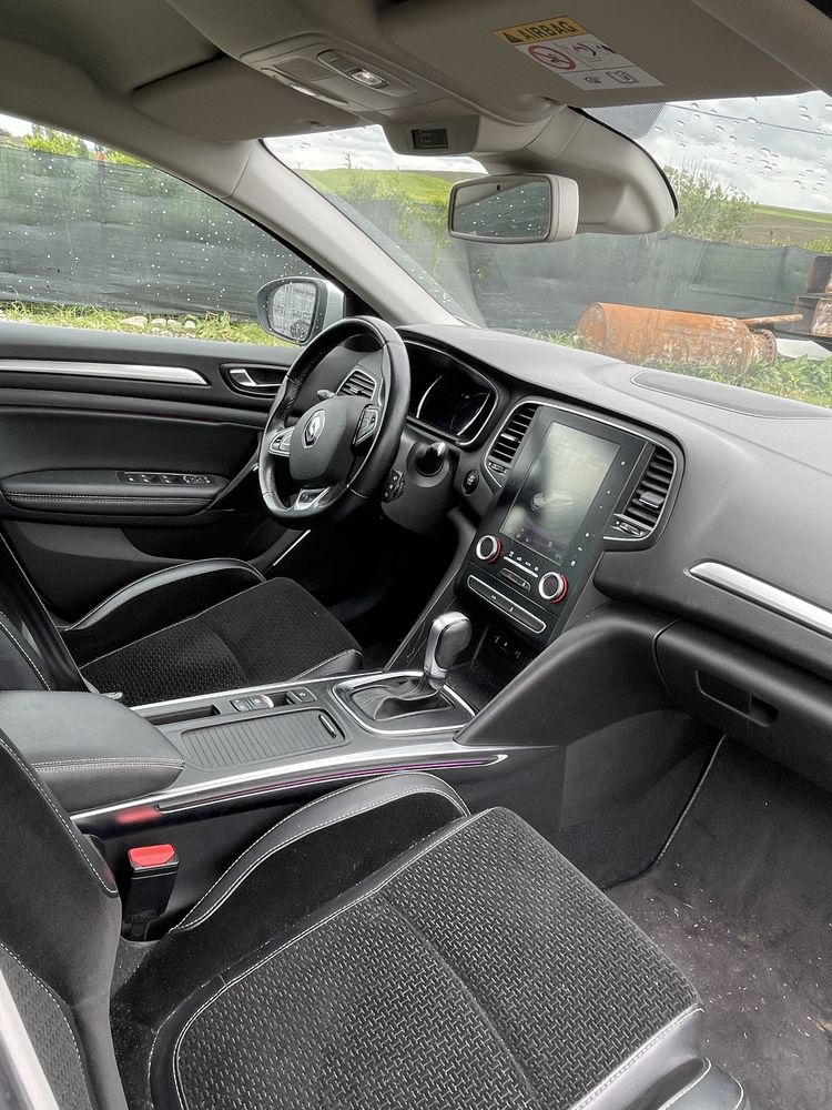 Usa fata stanga Renault Megane 4 Grandtour 2016-2022 completa
