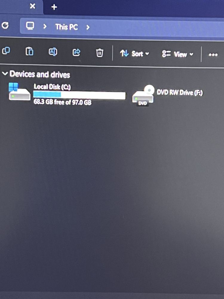 Vand  Laptop  HP Rayzen de 17 inci