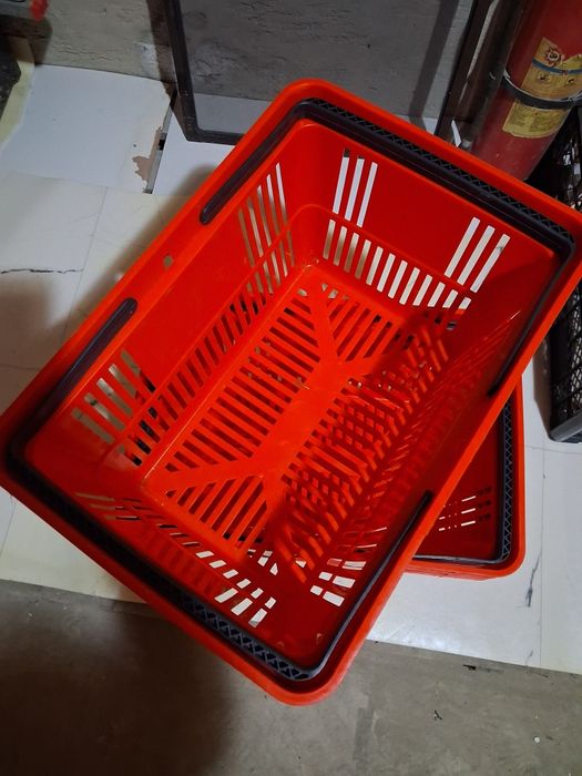 Корзина новый пластиковые
