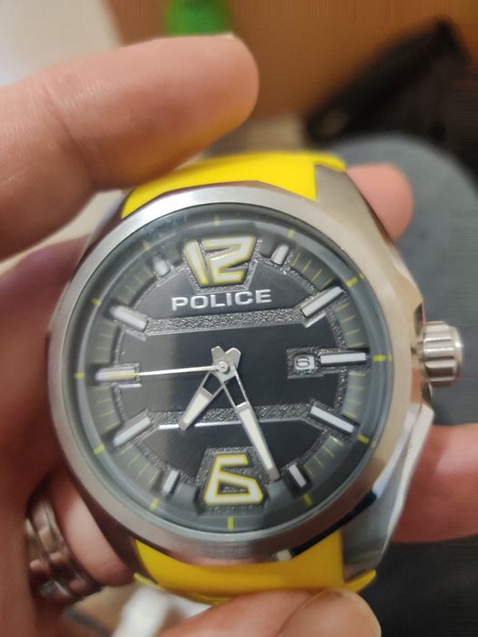 Vând sau schimb ceas bărbătesc dimensiune 50