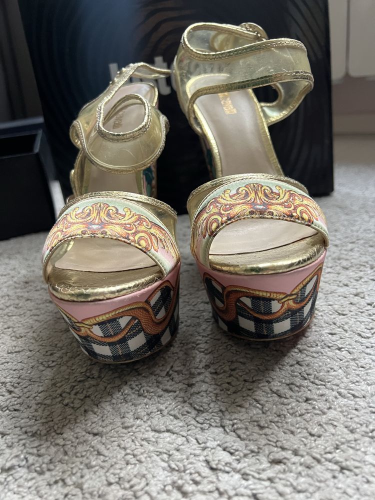 Сандали Just Cavalli и Ralph Lauren