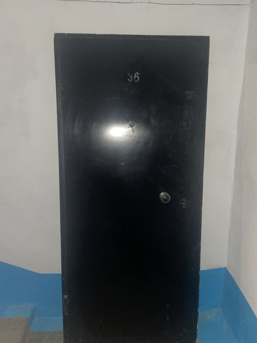 Продам дверь железную