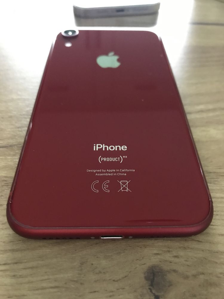 iPhone Xr  Product red *64GB * Liber retea *Total functional