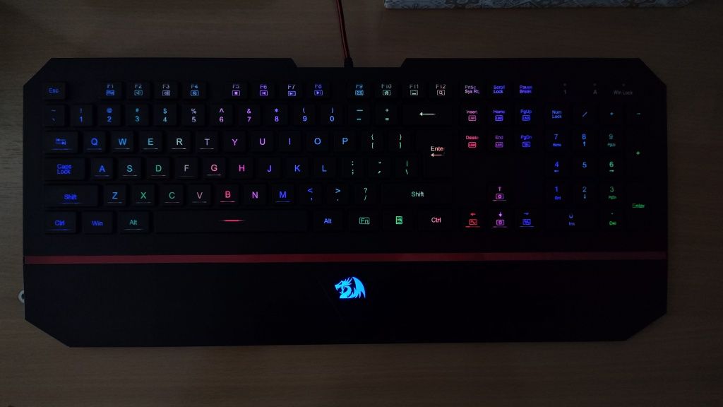 Tastatura gaming Redragon Karura 2, iluminare RGB