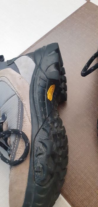 Ghete drumetie/ munte damă Salewa Vibram 38.5