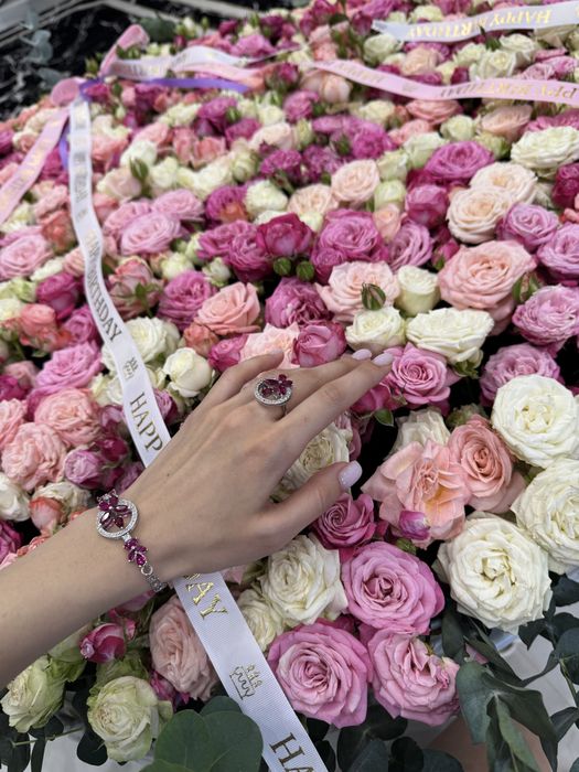 Золото и брильянты , рубины