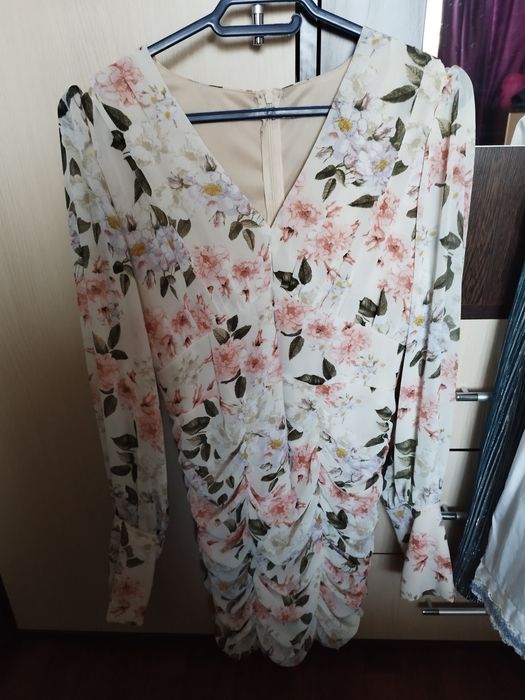 Rochiță de seara .