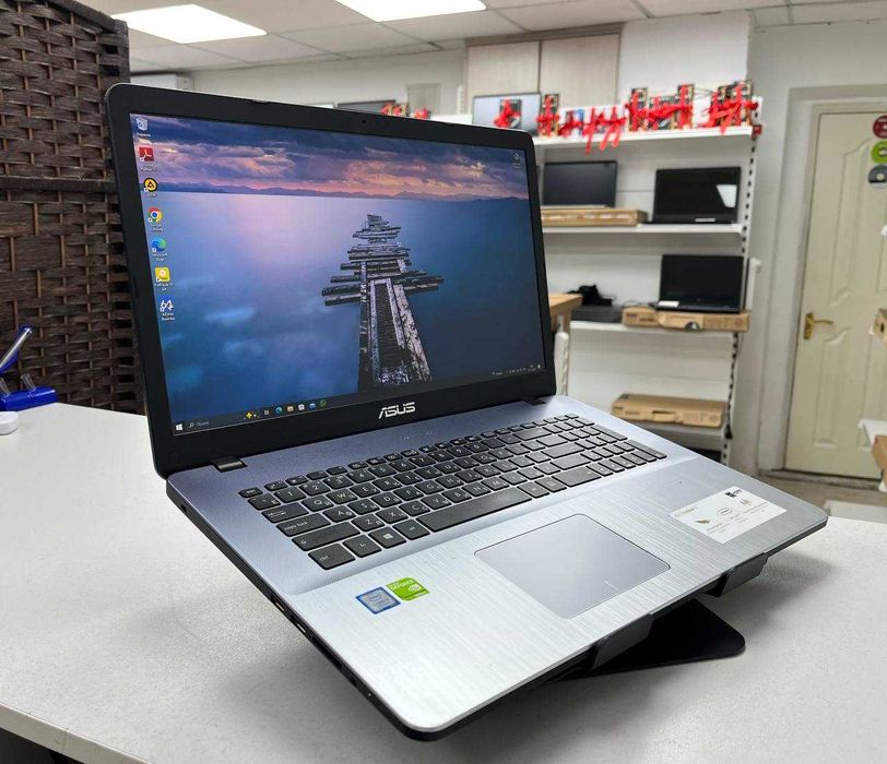 Большой экран Core i3*ОЗУ 8*ssd 256*hdd 1tb*GeForce 2gb*Мощный шустрый