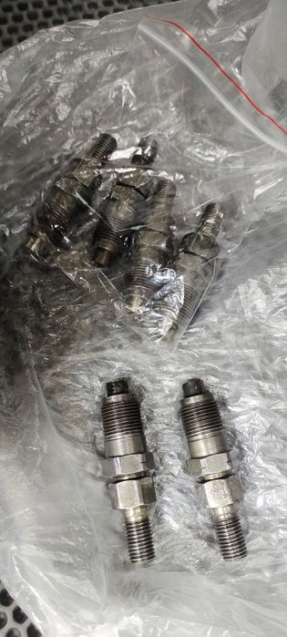Продам Форсунки ТД27