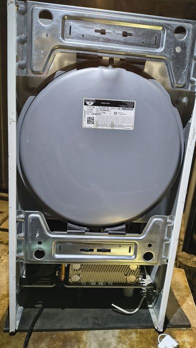 Centrala pe gaz Ariston