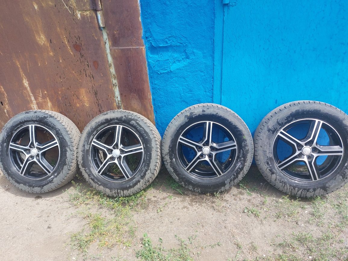 Диски с зимними резиной R17