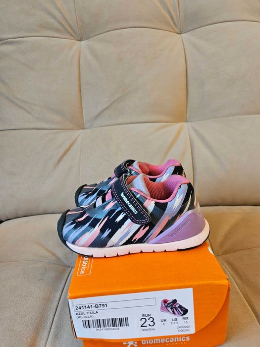 Обувки Biomecanics