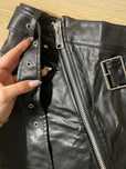 Дамска кожена пола zara