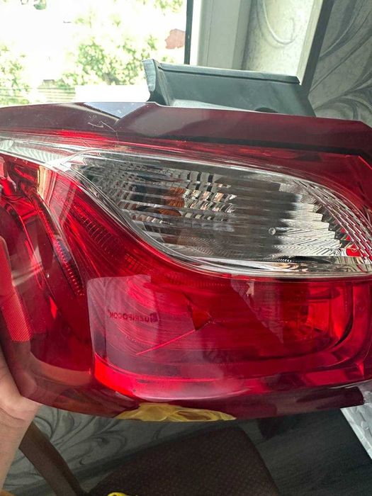 Продам заднюю фару (левая сторона) от Equinox 2020 года