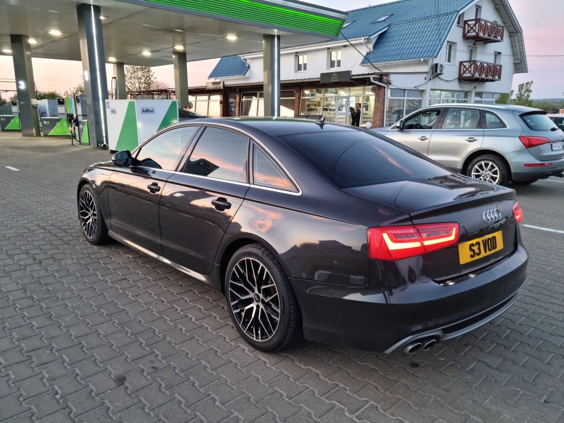 Audi A6 2.0 diesel S-LINE 2012